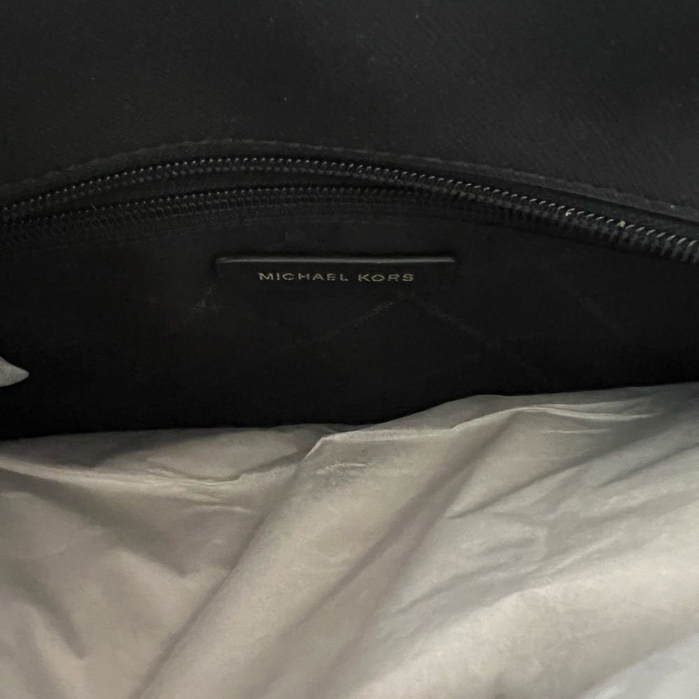 New with tags Michael Kors Jet Sest Travel Medium Double Pocket Tote black - Picture 3 of 9